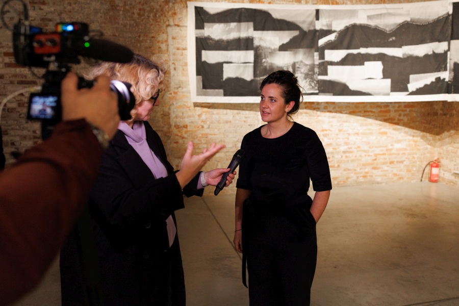 Viktoria Donovan 900x600