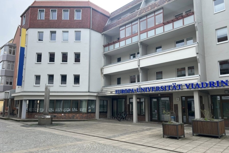 KIU office location 900x600