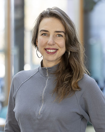 mariya-zoryk-400x500