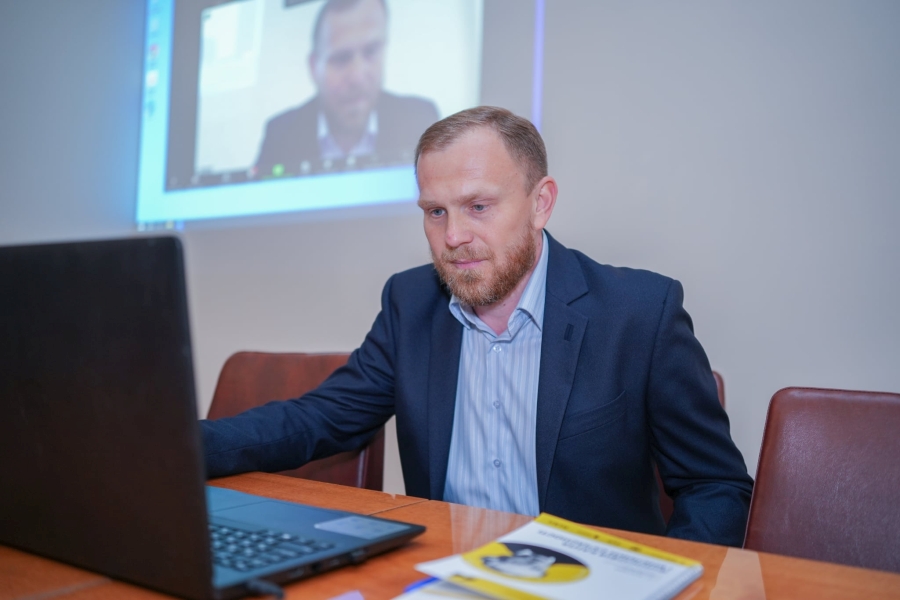 samchuk-roman 900x600